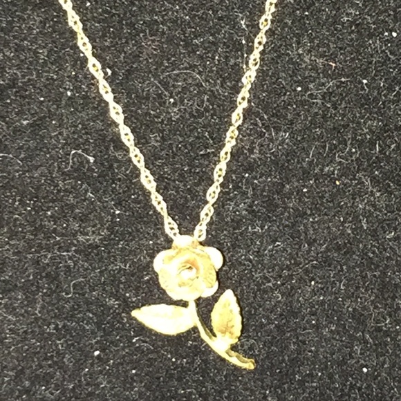 14kgf chain & 10k rose charm - Picture 2 of 3